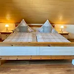 Zwei Stilvolle Gaestezimmer Mit Exklusivem Bad Habitación en casa particular