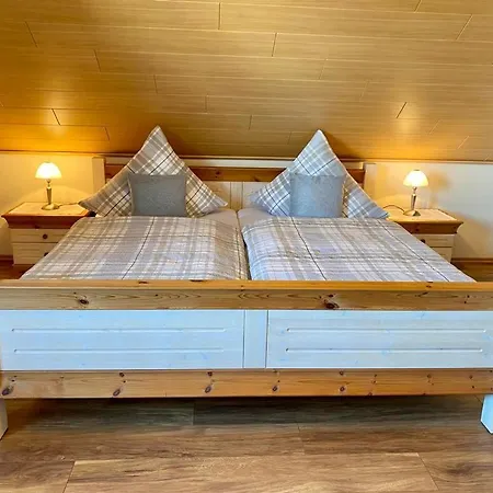 Zwei Stilvolle Gaestezimmer Mit Exklusivem Bad Habitación en casa particular