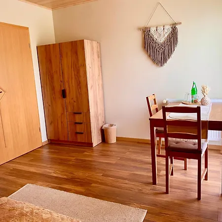 Kwatera prywatna Zwei Stilvolle Gaestezimmer Mit Exklusivem Bad