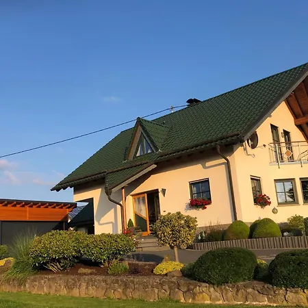 Zwei Stilvolle Gaestezimmer Mit Exklusivem Bad Kwatera prywatna