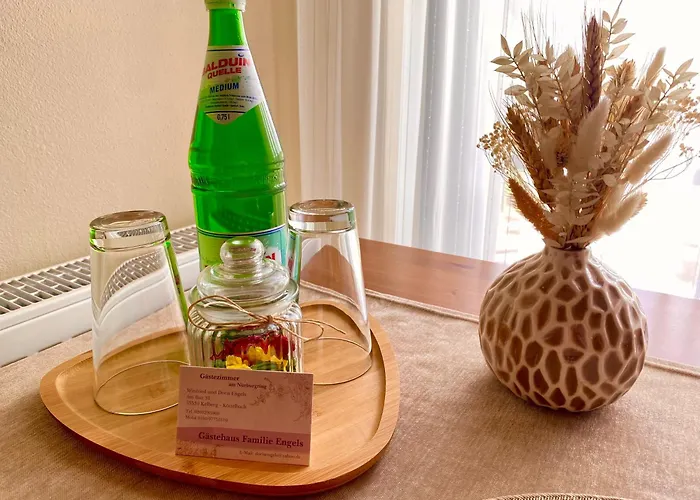 Zwei Stilvolle Gaestezimmer Mit Exklusivem Bad * 켈베르크